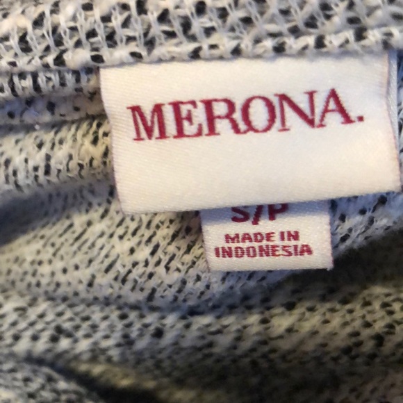 Sweater - Picture 2 of 3